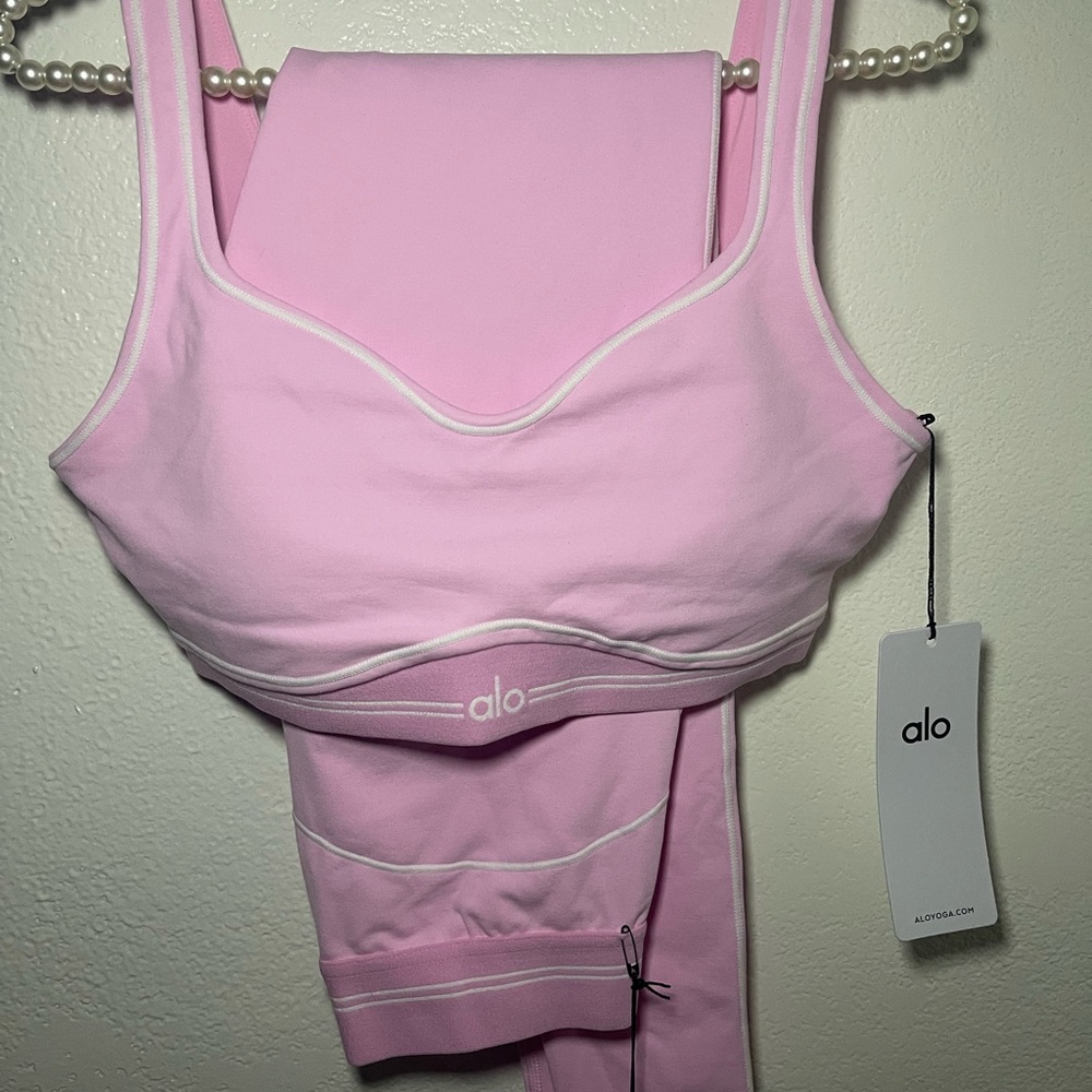 ALO Yoga Sweet Pink Sports Set